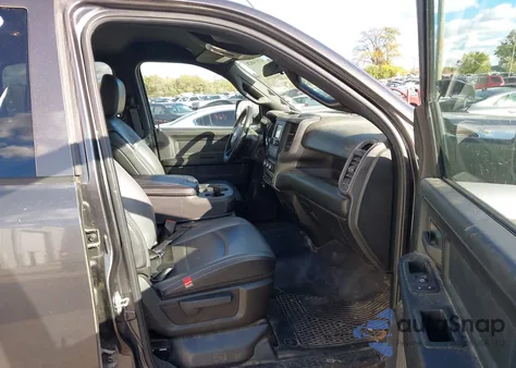 2022 Ram 2500 Tradesman 4X4 6'4 Box z USA, uszkodzony, nr VIN 3C6UR5CLXNG212098